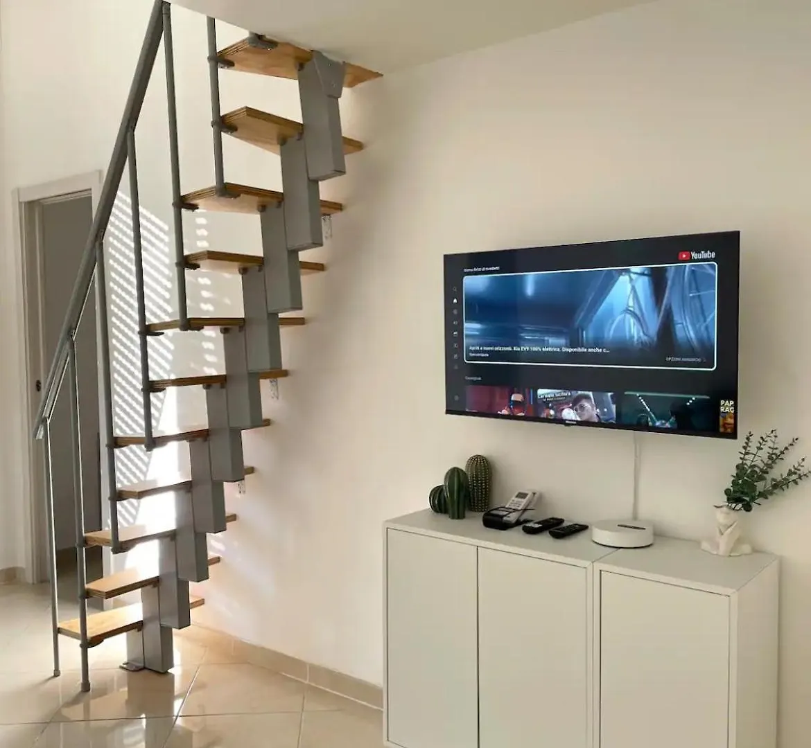 Appartamento Veridia House 15 Min Metro Dal Duomo Milano